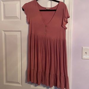 Mauve flowy dress size medium, ruffled sleeves and at the bottom